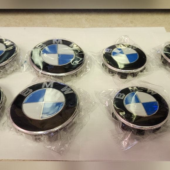Set Of 4 2.68" *OR* 2.2" BMW hubcap Center Caps - Picture 12 of 16